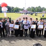 Bupati Bogor Rudy Susmanto Beri Penghargaan Guru di HGN 2025