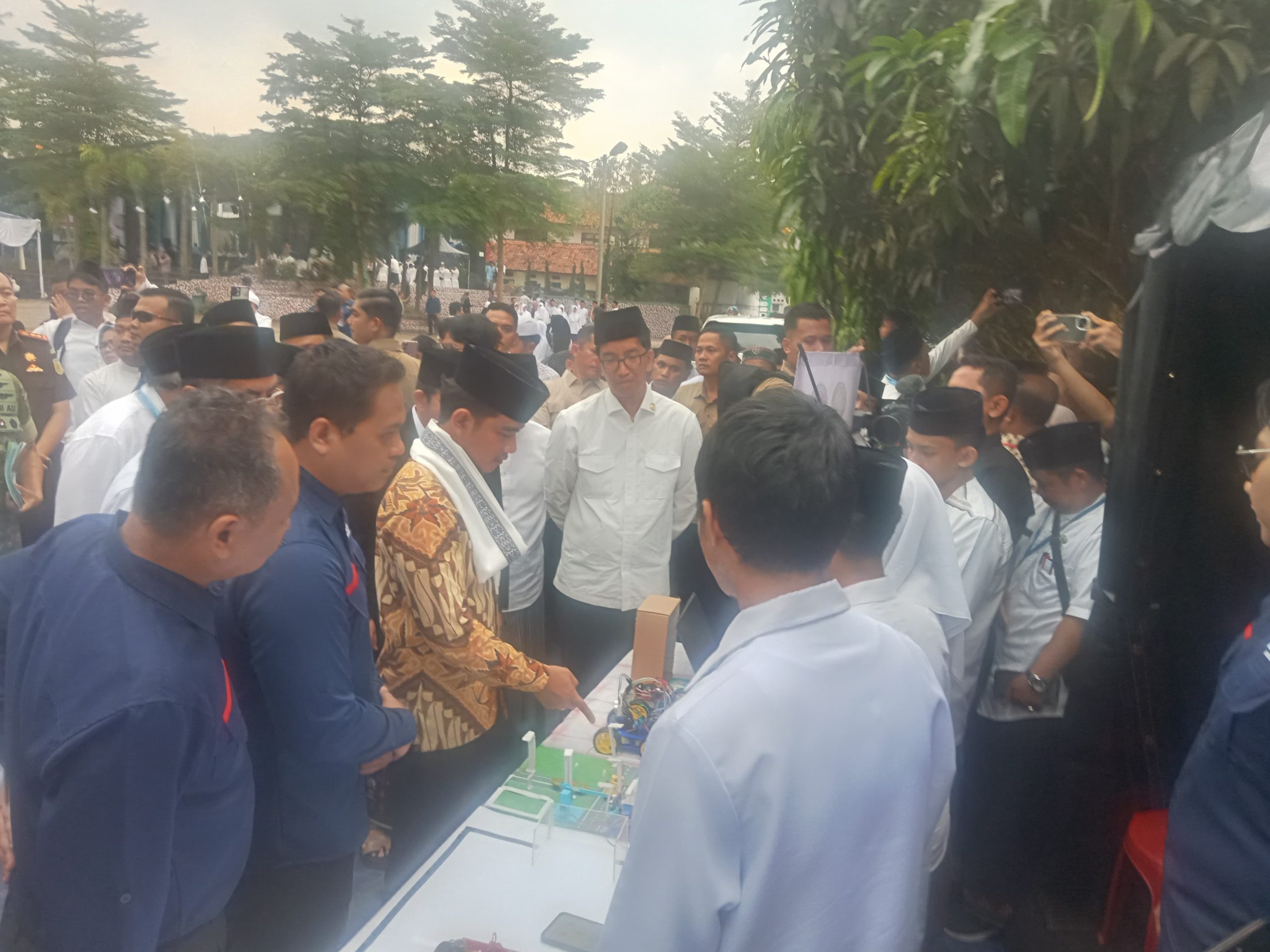 Gibran di Cipasung Tasikmalaya: Sinyal khusus Negara Untuk Pesantren
