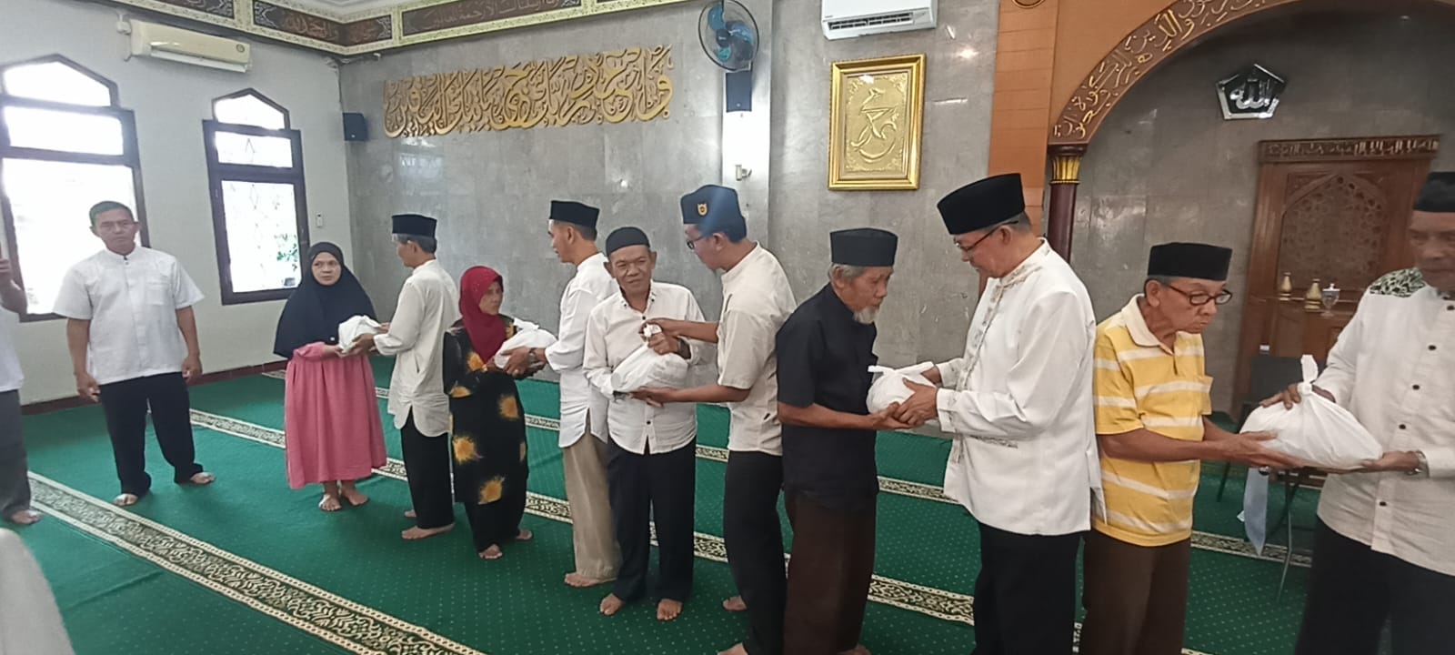 Santunan di Masjid Rahmatullah Panglayungan Sambut Ramadhan 1447 H