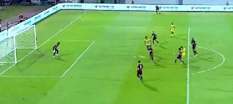 Hasil Akhir PSM Makassar vs Persib Bandung: Julio Cesar Jadi Pahlawan