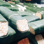 Harga Kedelai Impor Naik, Perajin Tempe Kian Terhimpit
